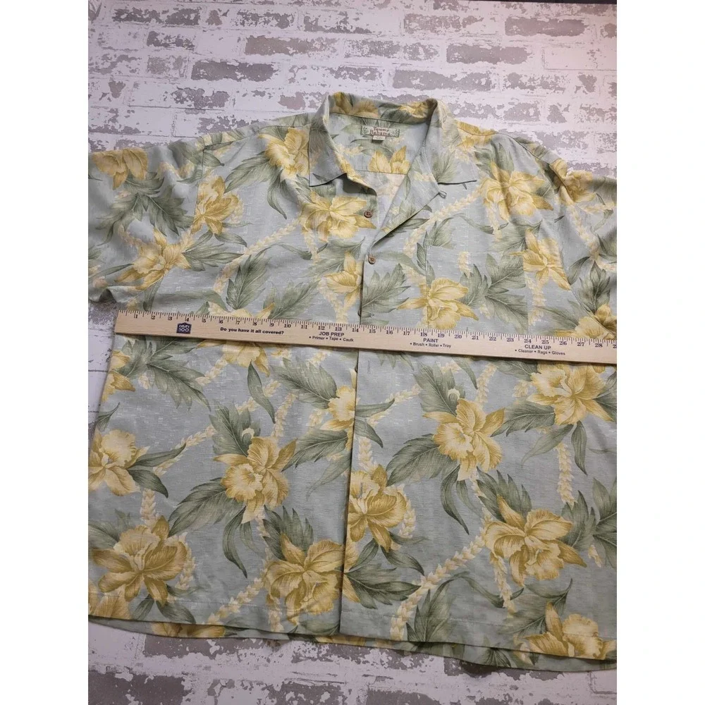 Tommy Bahama great used